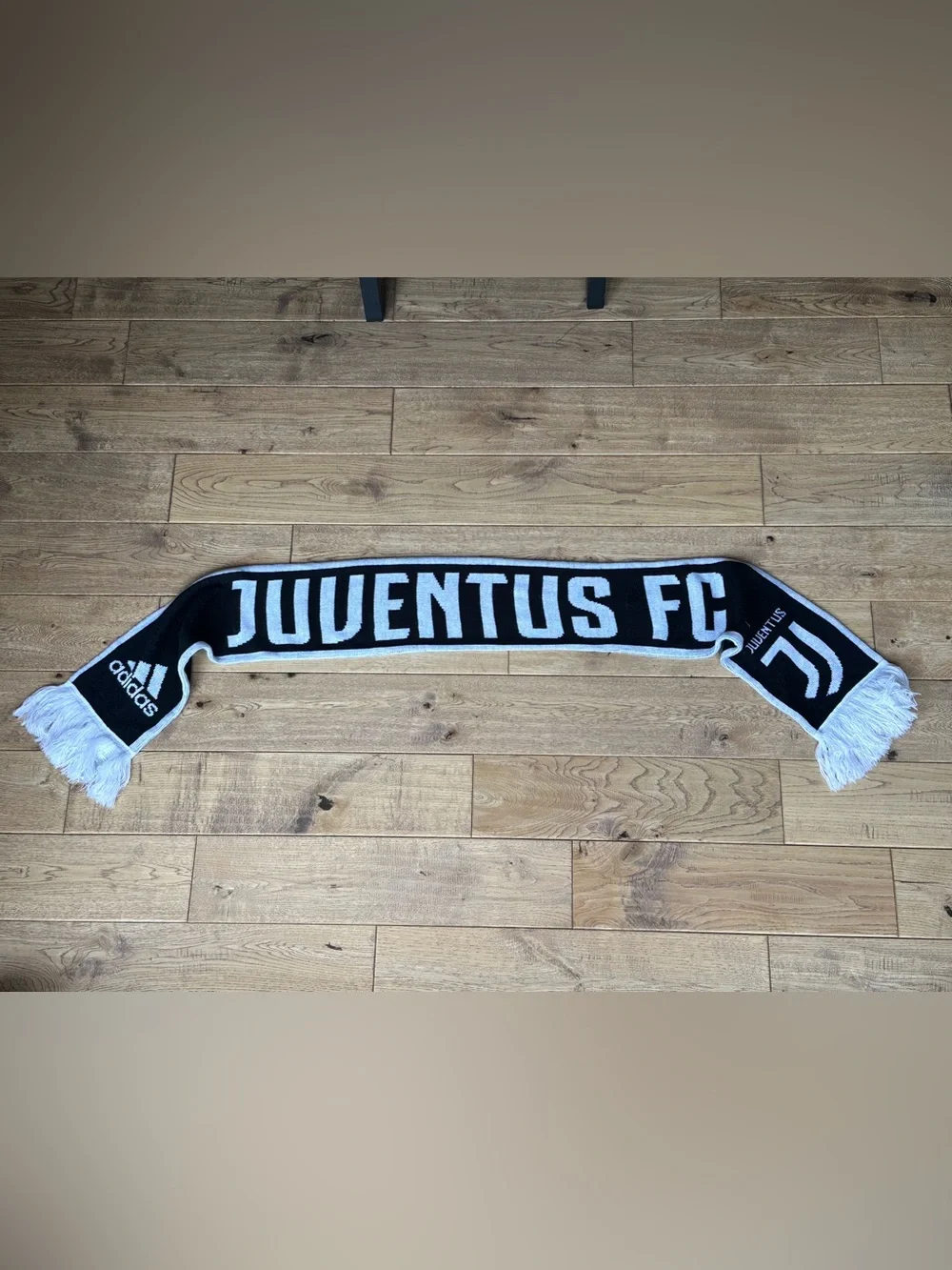 Adidas Juventus FC Soccer Scarf